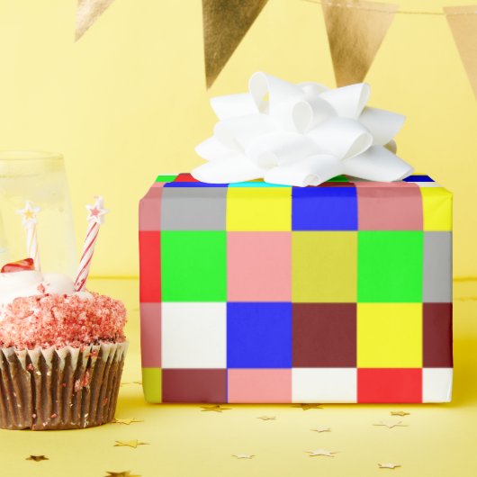 明るいカラフルの市松模様に角 ラッピングペーパー (誕生日パーティー)