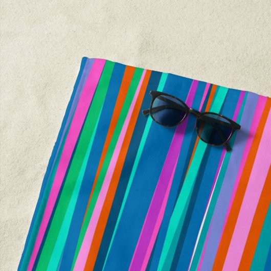 明るいカラフルストライプ夏の色の鮮やか ビーチタオル (インサイチュ)