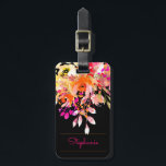 明るいカラフルピンク、オレンジ色の水彩フローラ ラゲッジタグ<br><div class="desc">水カラフルモダン彩花模様鮮やかなピンク、オレンジ、マゼンタ、白の花が印象的な黒い背景に。手書きの書道フォントで自分の名前モダンでパーソナライズ。背面には、お客様の名前、住所、国、最大2つの電話番号、および電子メールアドレスのためのスペースがある。</div>