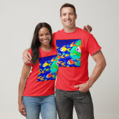 明るいカラフル魚のパタ絵画ーン。買今 Tシャツ (ユニセックス)