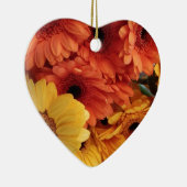 明るいガーベラの花、オレンジ色の黄色、フローラ セラミックオーナメント (右)