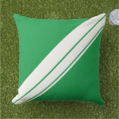 明るいケリーグリーンホワイトダイアゴナルレースストライプ アウトドアクッション (芝生)