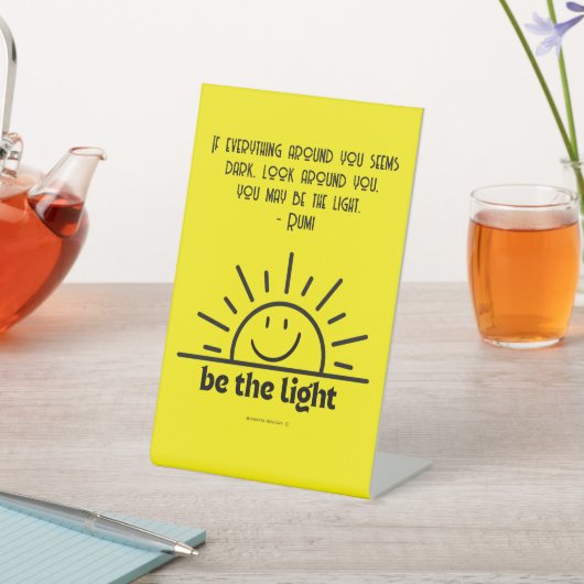 明るいスマイリーの兆候である 台座サイン (インサイチュ)