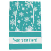 明るいティール（緑がかった色）ブルーウィンターホワイトスノーフレークパターン ミディアムペーパーバッグ (正面)