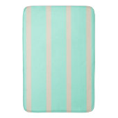 明るいパステルブルーとグレーのラストライプのイン バスマット (正面縦)