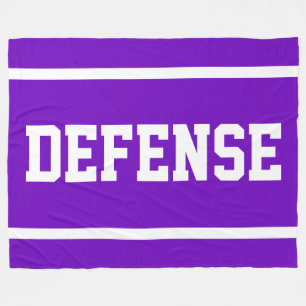 明るいパープルに白のストライプとDEFENSE フリースブランケット