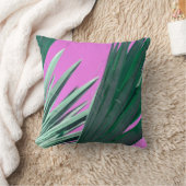 明るいピンクと緑のヤシの葉 クッション (ブランケット)