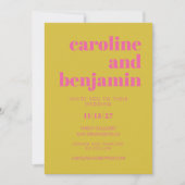 明るいピンクと黄色のタイポグラフィモダン結婚ズ 招待状 (正面)