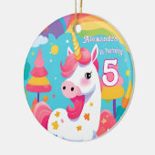 明るいピンクのかわいいユニコーンの誕生日  セラミックオーナメント (左)