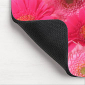 明るいピンクのガーベラのデイジー マウスパッド (コーナー)