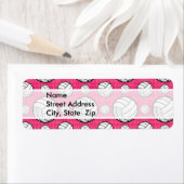 明るいピンクのバレーボールのパターン ラベル (インサイチュ)