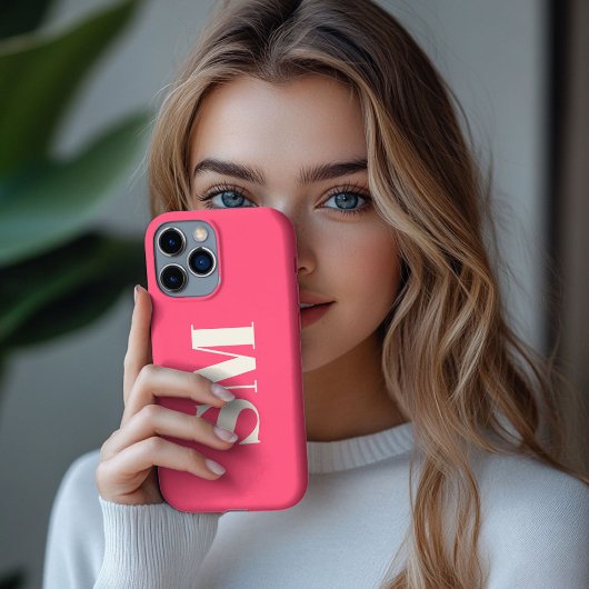 明るいピンクのモノグラムイニシャル iPhoneケース