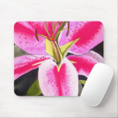 明るいピンクのユリのテネファイアの花 マウスパッド (マウス)