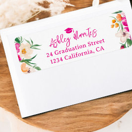 明るいピンクのワイルドフラワースクリプトの卒業 ラベル