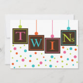 明るいベビーブロックの色ツインズベビーシャワー 招待状 (正面)