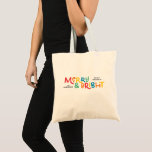 明るいメリーカラフルおもしろいファミリTシャツ トートバッグ<br><div class="desc">すべては穏やかではないかもしれないが、すべてはまだ、このおもしろいモダンカラフルのクリスマスデザインで明るい</div>