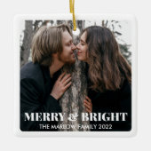 明るいメリークリスマスモダンカップルの写真 セラミックオーナメント (正面)