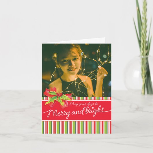 明るいメリー赤いホリー写真のクリスマスカード シーズンカード (正面)
