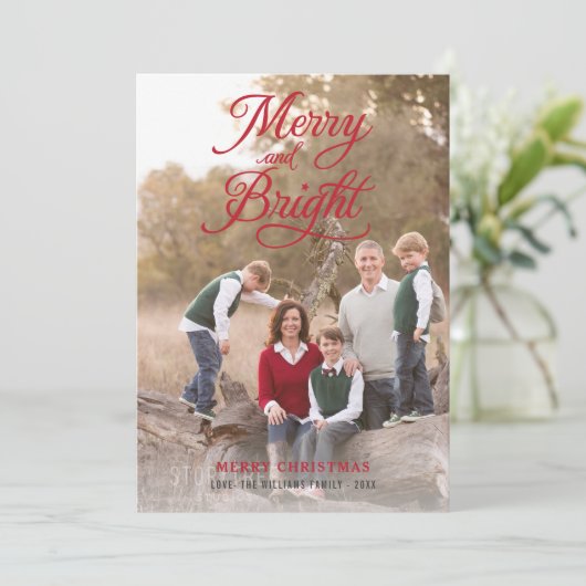 明るいメリー赤のエレガントスクリプト写真コラージュ シーズンカード (スタンド正面)