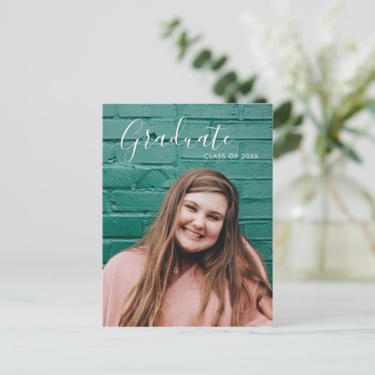 明るいモダンおもしろい編集可能な写真卒業 案内ポストカード (スタンド正面)