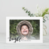 明るいモダンメリータイポグラフィのクリスマス写真 シーズンカード (スタンド正面)