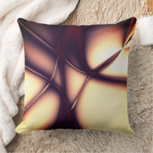 明るいラインの下の焼けベージュのクリームはコードのように見える