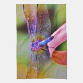 明るいレインボーピンクトンボ キッチンタオル (縦)