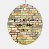 明るいレンガ壁 セラミックオーナメント (左)