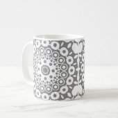 明るいレースのよう灰色の背景の白い四角 コーヒーマグカップ (正面左)