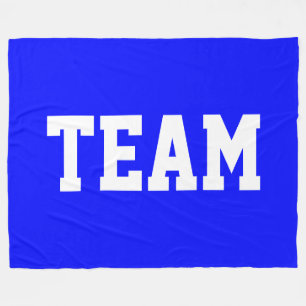 明るいロイヤルブルーに白いボールド体のTEAMロゴ フリースブランケット