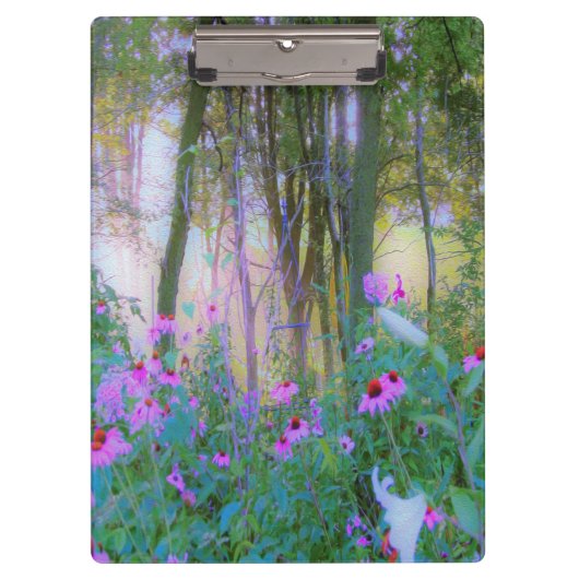 明るい日の出と私の庭のピンクの円錐飾り クリップボード (正面)