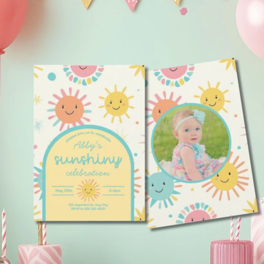 明るい日照りフォト誕生日 招待状