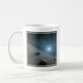 明るい星のまわりにのベガの小惑星帯。 コーヒーマグカップ (左)