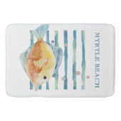 明るい水色の熱帯魚、ビーチ休暇 バスマット (正面)