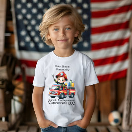 明るい消防士が消防車を運転するカラフル Tシャツ