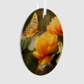 明るい深い黄色の花と蝶 オーナメント (正面)