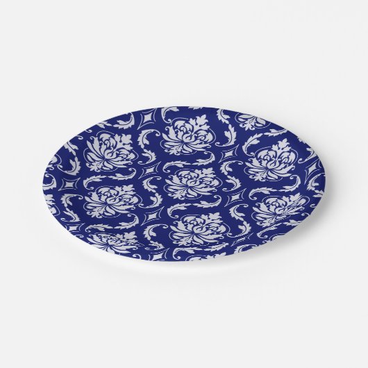 明るい濃紺のダマスク織パターン ペーパープレート (アングル)