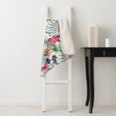 明るい熱帯花のパターンとモノグラム シェルパブランケット (インサイチュ)