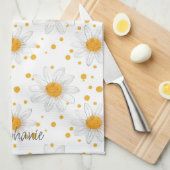 明るい白のデイジーと黄色の中心 キッチンタオル (四つ折り)