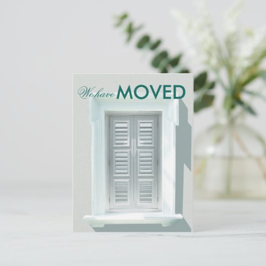 明るい窓のシャッター写真を移動 案内ポストカード (スタンド正面)