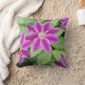 明るい紫色クレマチスの正方形の枕 クッション (ブランケット)