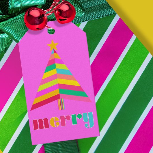 明るい緑のカラフルな縞模様のクリスマスツリー ギフトタグ