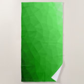 明るい緑のグラデーションの幾何学的なメッシュの明るいパターン ビーチタオル (正面)
