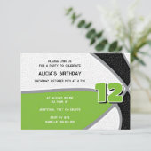 明るい緑の黒いバスケットボールガールズスポーツパーティー 招待状 (スタンド正面)