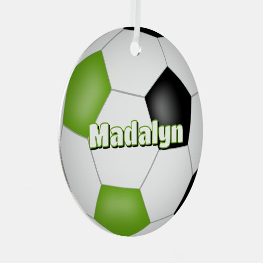 明るい緑色のブラックキープササッカーアスリート メタルオーナメント (正面右)