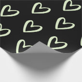 明るい緑（黒）の手描きハート ラッピングペーパー (角)