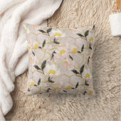 明るい背景のピンクと白の牡丹 クッション (ブランケット)