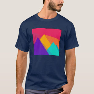 明るい色のジオメトリック三角形とピラミッド Tシャツ