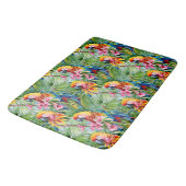 明るい色のパロットと熱帯花 バスマット (アングル)