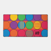 明るい色の円とストライプイニシャル デスクマット (正面)